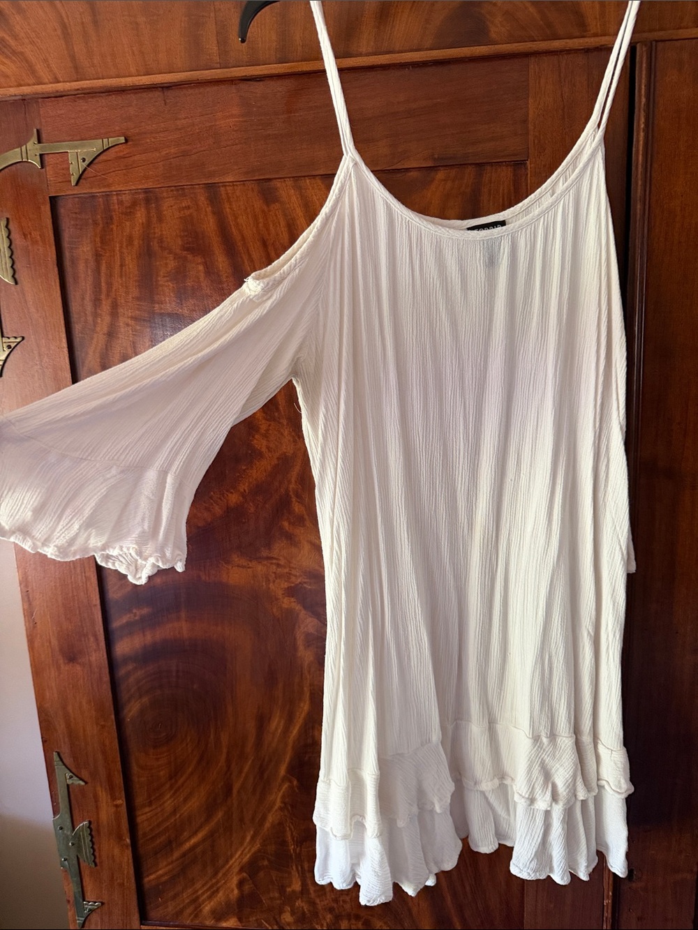 torrid White Textured Sleeveless Blouse